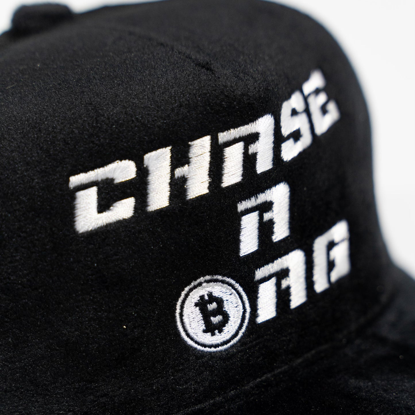 SUEDE CHASEABAG TRUCKER HAT